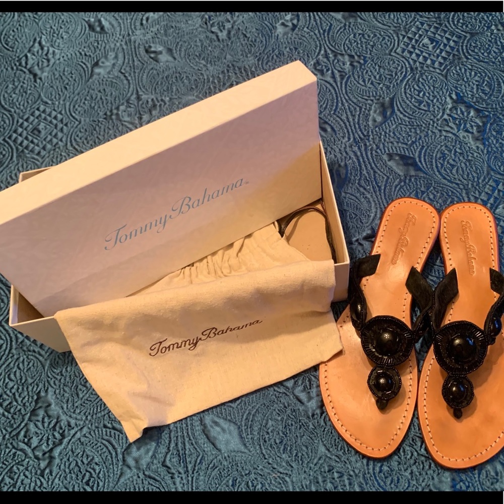 Tommy’s Bahama Black Sandals